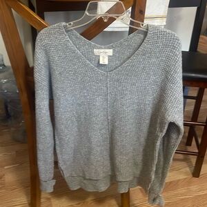 Grey woman’s top